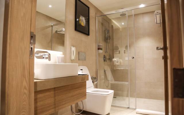 Royal Hometel Suites Dahisar Mumbai