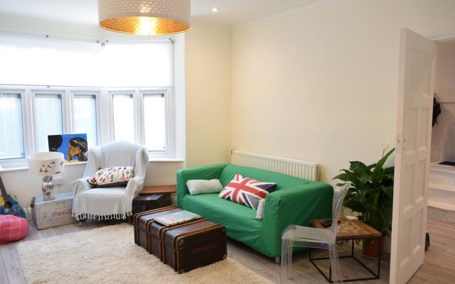 Spacious and Stylish 3 Bedroom Family House