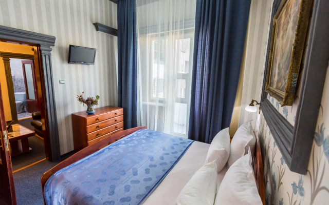 Bucharest Comfort Suites