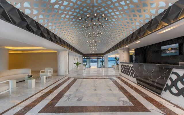 Sun Pearl Resort Çeşme
