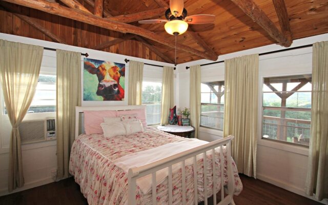 Coolview Cabin by RedAwning