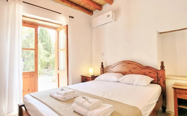 Simeon Estate in Drouseia