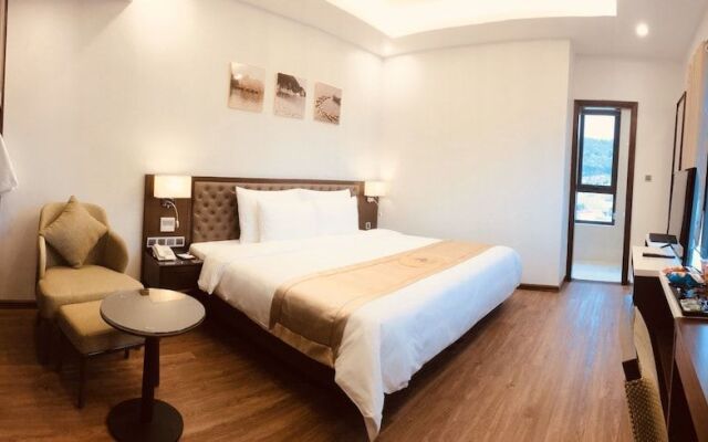 Halong Hideaway Hotel