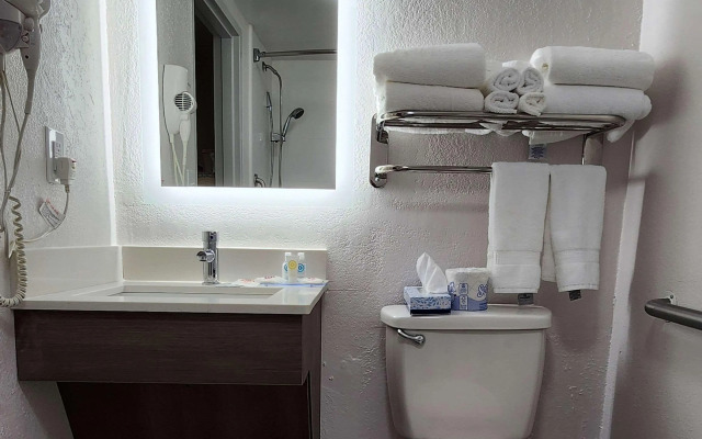 Comfort Inn Pensacola - University Area