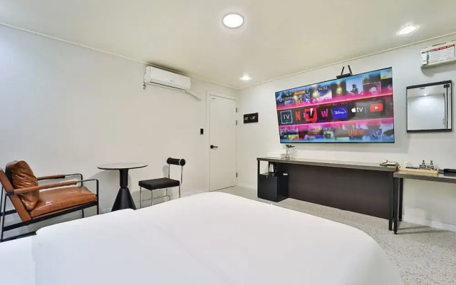 Anyang Livera