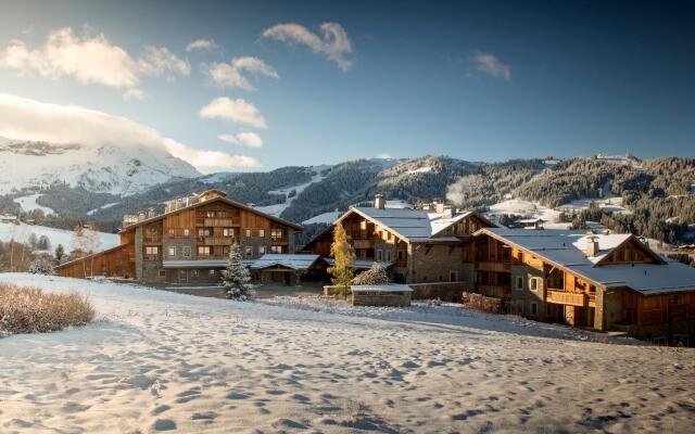 Отель Four Seasons Hotel Megeve