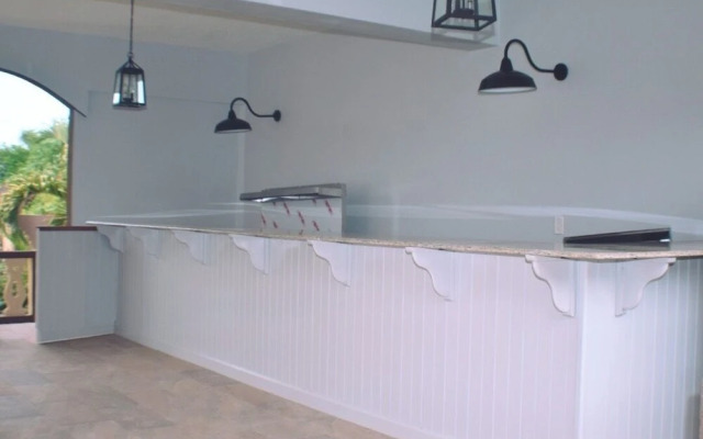 vacation villas runaway bay