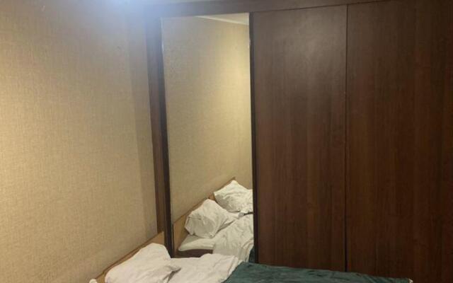 Апартаменты на улице Орджоникидзе 14