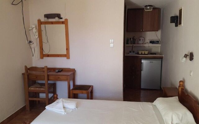 Stelios Rooms