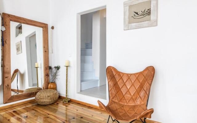 Seablue Town Maisonette