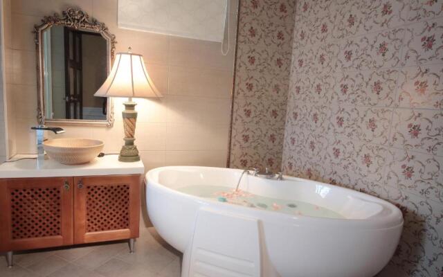 Luxembourg Hills Homestay