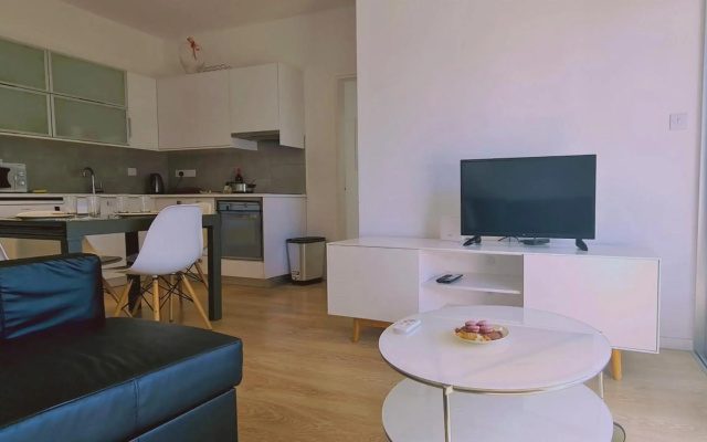 STAY Vivid City Apartment