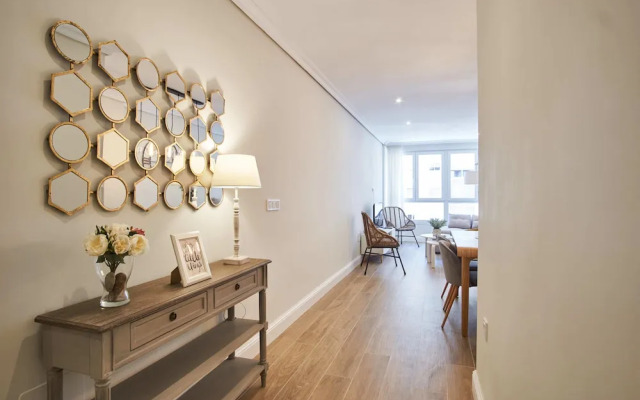 Arjona Riverside Central Deluxe by Valcambre