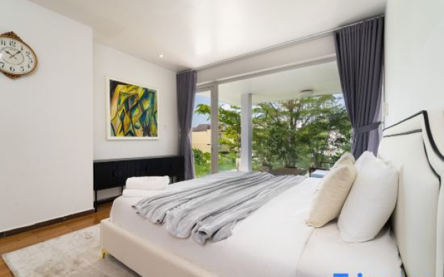 KN8 Holiday Villa