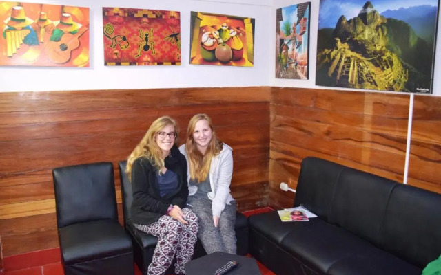 Carlos Guest House Cusco 3