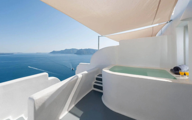 Thirea Suites & Studios - Adults Only