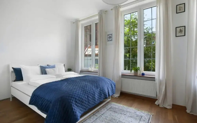 Elite Apartments Hamptons Old Town