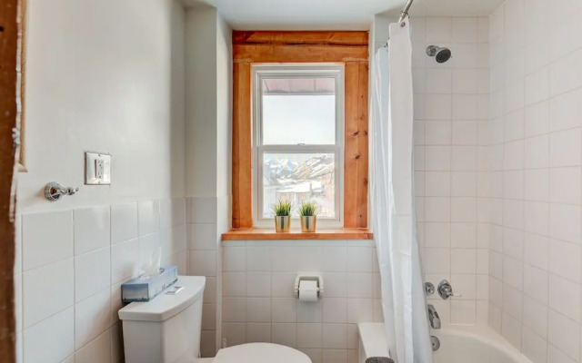 Rocky Mountain Bed & Breakfast