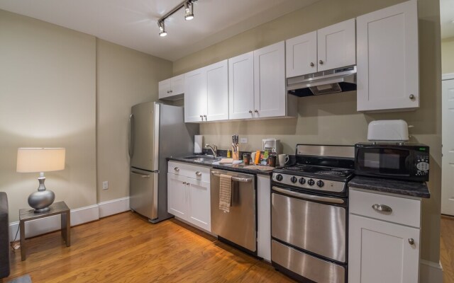 UrHomeInPhilly- 1955 Rittenhouse