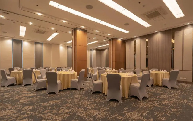 Bayfront Hotel Cebu - Capitol Site