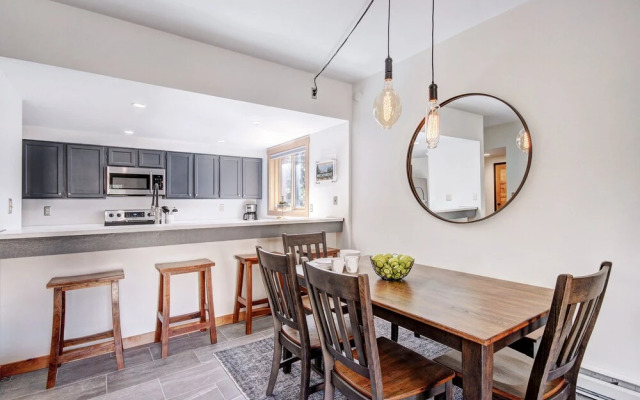 Mountainwood Condominium 103 - 2 BR