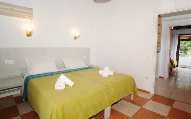 Katia Apartments
