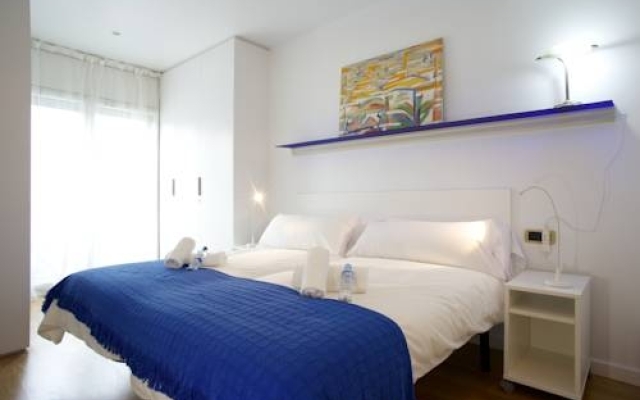 BarcelonaForRent Vila Olimpica Pool Suites