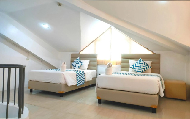 Grand Blue Beach Hotel