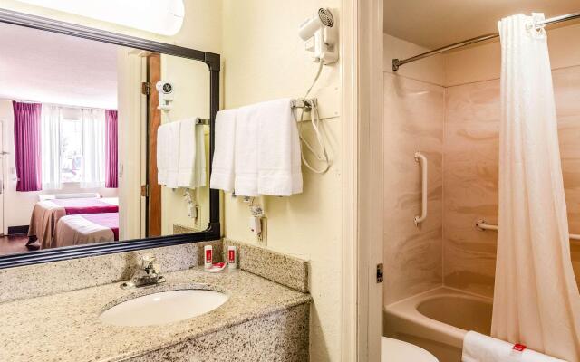 Econo Lodge Christiansburg-Blacksburg I-81