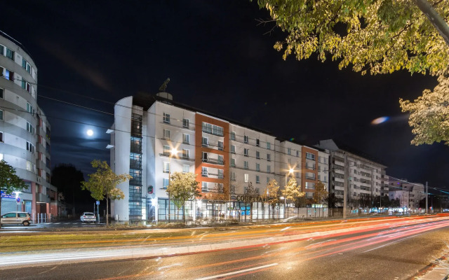 Courtyard by Marriott Paris La Defense West - Colombes
