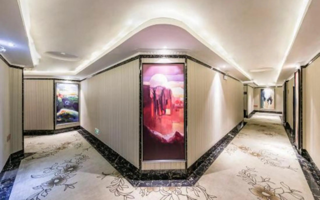 Huangjia Konggang Hotel