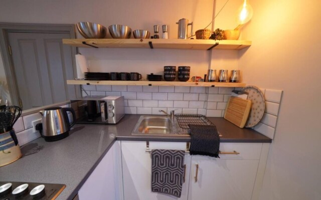 Stunning Coach House Apartment in Walmer Deal