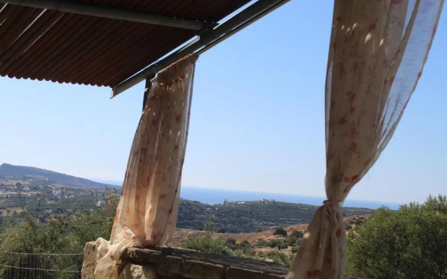 Spiti tou Papa sto Vouno