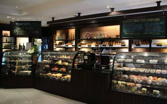 Mandarin Oriental, Manila
