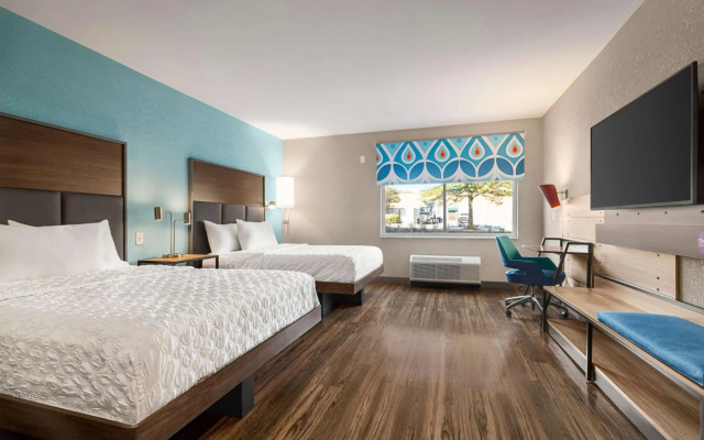 Tru by Hilton Lawrenceville Atlanta I-85 Sugarloaf