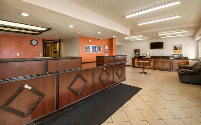 Motel 6 Grove City, OH