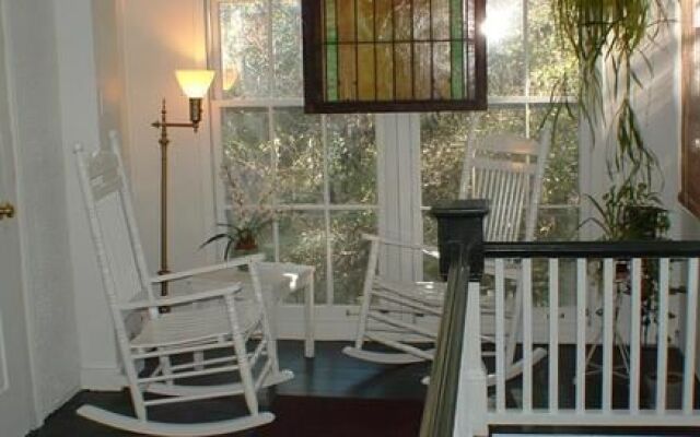 Millhouse Inn