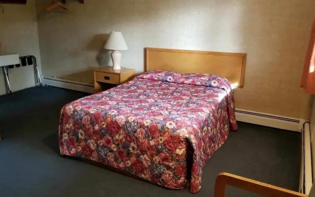 Tri Terrace Motel