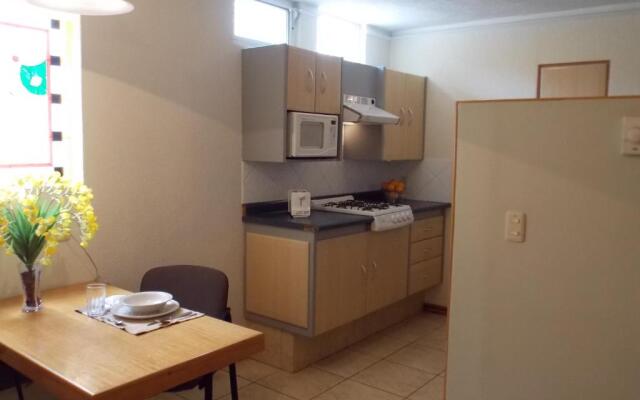 Cypres Hotel & Suites