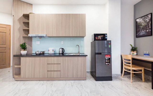 YOURS Apartment - Airport