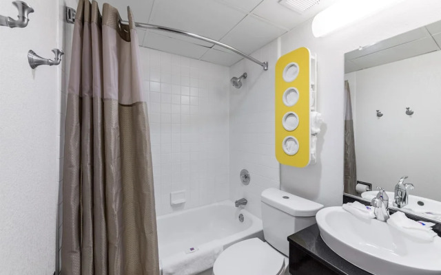 Regency 265 Motor Inn