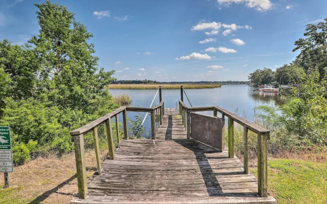 Cozy Hanahan Condo w/ Cooper River Access!