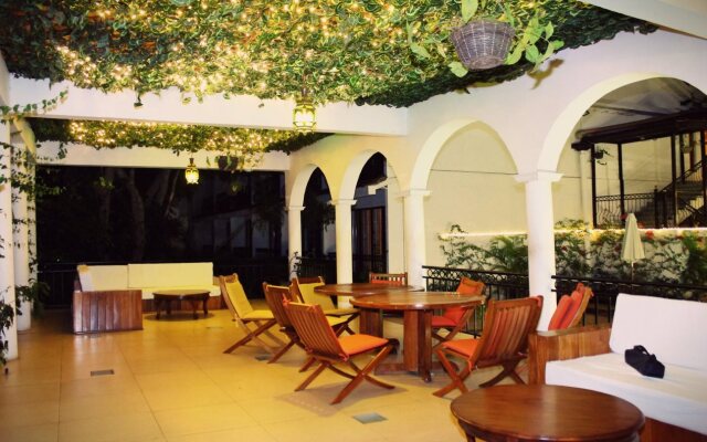 Sovereign Hotel