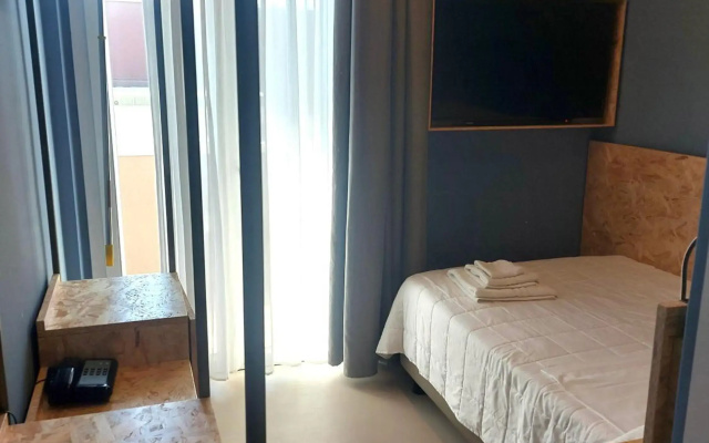 Hotel Little