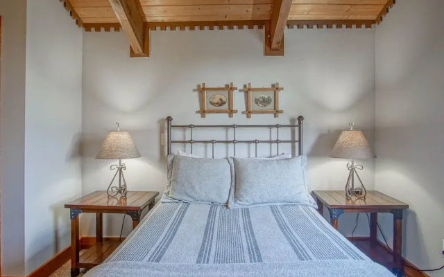 Whistlepunk #18: 4 Bedrooms, 3 Baths