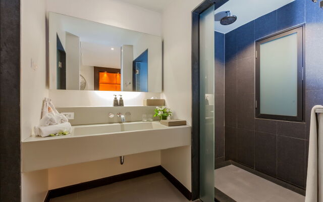 Cape Sienna Gourmet Hotel & Villas