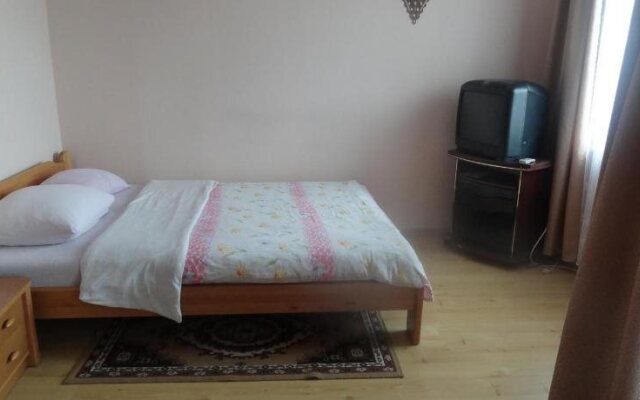 Hotel Rebir