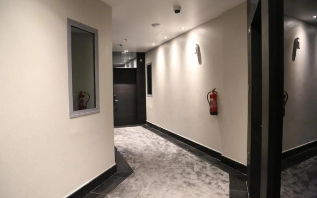 Tuwaren Suites