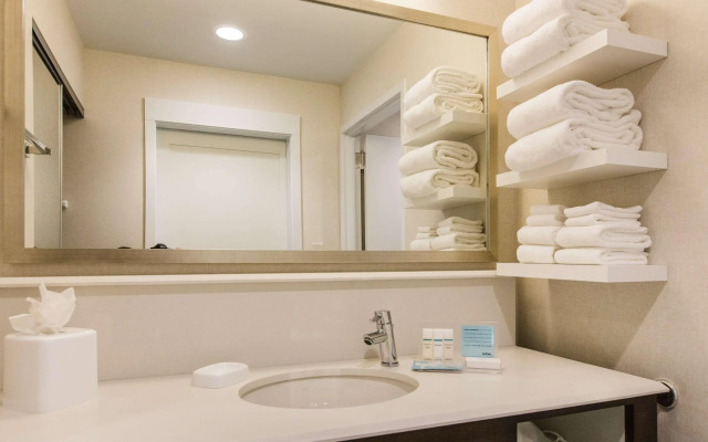 Hampton Inn & Suites Charlotte/Ballantyne