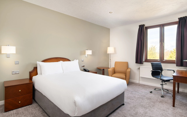 Copthorne Effingham Gatwick Hotel